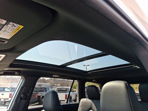 Certified 2026 Toyota Grand Highlander Limited image 15