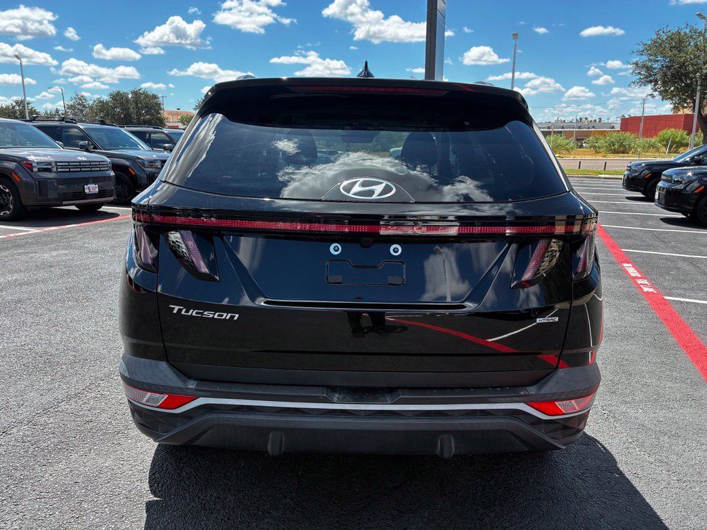 Used 2022 Hyundai Tucson SEL w/ Convenience Package AWD/4WD image 4