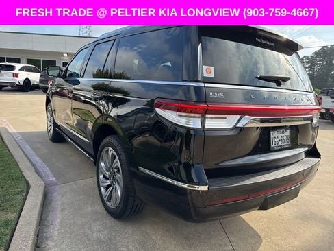 Used 2023 Lincoln Navigator Reserve image 17
