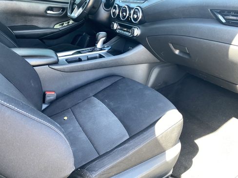 Used 2021 Nissan Sentra SV FWD image 11