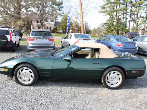 Used 1994 Chevrolet Corvette Convertible image 10