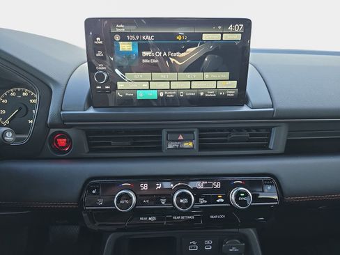 New 2025 Honda Pilot TrailSport image 21