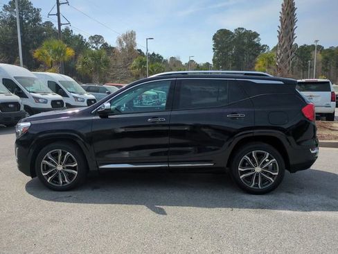 Used 2019 GMC Terrain Denali w/ Comfort Package image 7