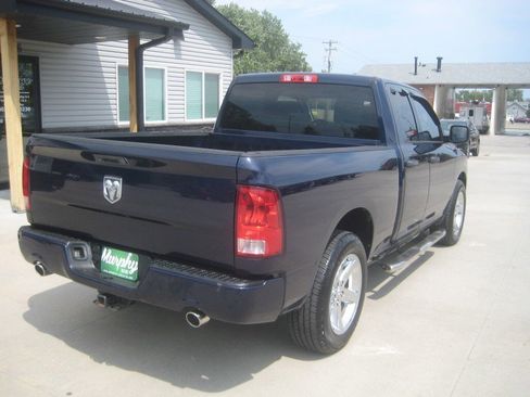 Used 2014 RAM 1500 Express image 8