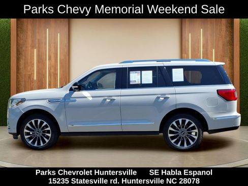 Used 2021 Lincoln Navigator Reserve w/ Luxury Package AWD/4WD image 29
