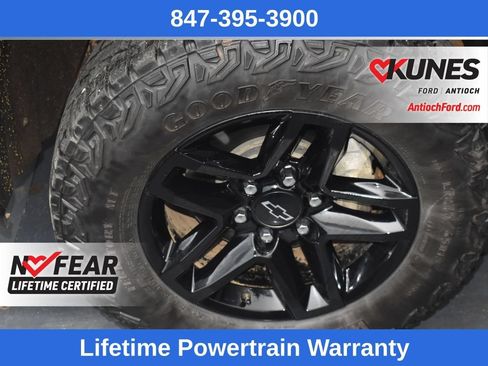 Used 2024 Chevrolet Silverado 1500 LT Trail Boss w/ Convenience Package II AWD/4WD image 10