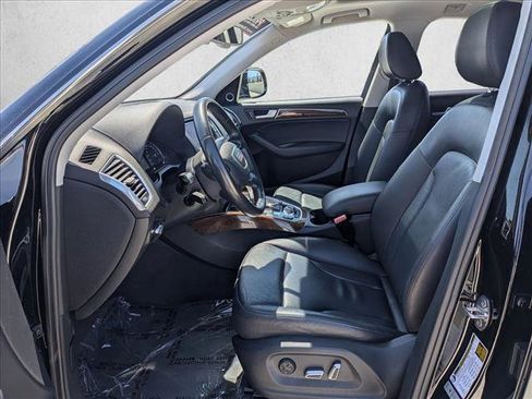 Used 2017 Audi Q5 2.0T Premium Plus w/ Technology Package image 17