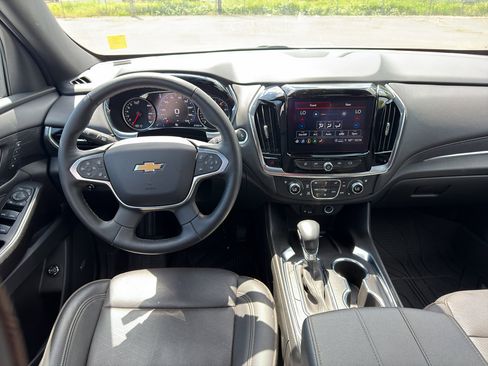 Used 2023 Chevrolet Traverse High Country w/ LPO, Floor Liner Package AWD/4WD image 16