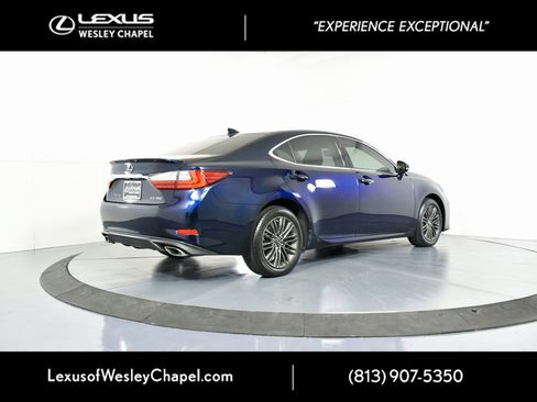 Used 2017 Lexus ES 350 image 6