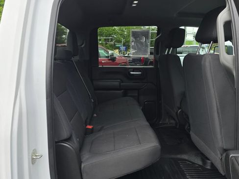 Used 2021 GMC Sierra 3500 4x4 Crew Cab w/ Gooseneck/5TH Wheel Package image 12