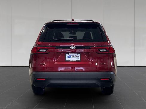 New 2026 Toyota Grand Highlander XLE image 4