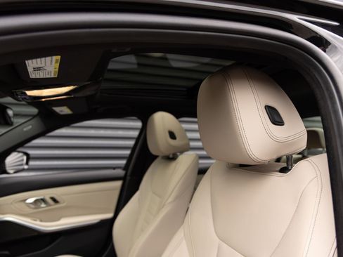 Used 2024 BMW M340i w/ Premium Package image 22