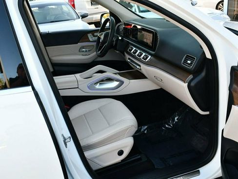 Used 2024 Mercedes-Benz GLE 450 4MATIC image 41