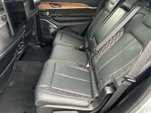 Certified 2025 Jeep Grand Cherokee L Summit AWD/4WD image 15