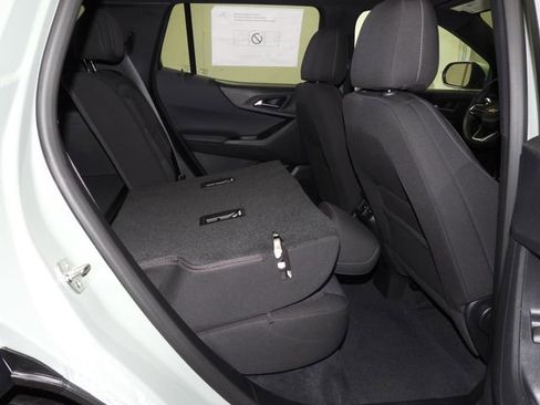 New 2026 Chevrolet Equinox LT AWD/4WD image 39