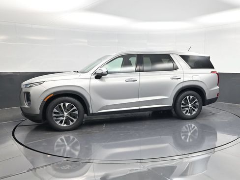 Used 2022 Hyundai Palisade SEL FWD image 6