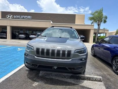 Used 2019 Jeep Cherokee Trailhawk w/ Comfort/Convenience Group