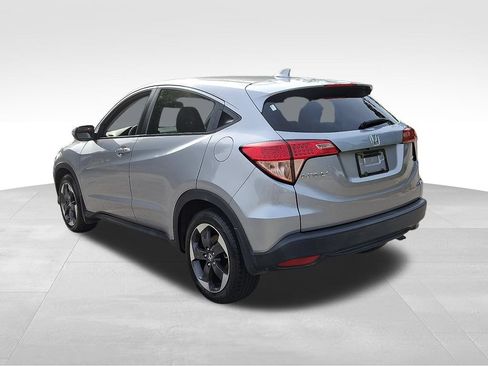 Used 2018 Honda HR-V EX image 4