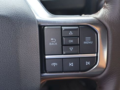 Used 2020 GMC Yukon Denali w/ Denali Premium Package image 21