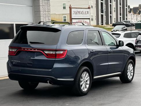 Used 2021 Dodge Durango SXT AWD/4WD image 3
