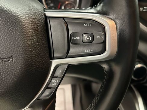 Used 2022 RAM 1500 Big Horn AWD/4WD image 10