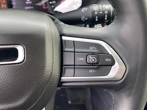 Used 2022 Jeep Compass Latitude w/ Convenience Group AWD/4WD image 19
