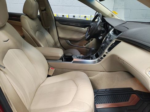 Used 2010 Cadillac CTS Performance image 7