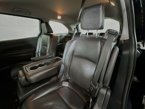 Used 2024 Honda Odyssey Touring image 23