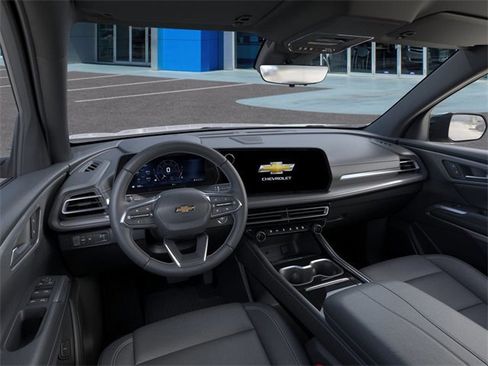 New 2026 Chevrolet Traverse LT image 15
