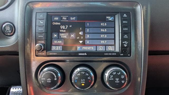 Used 2013 Dodge Challenger SXT RWD image 10