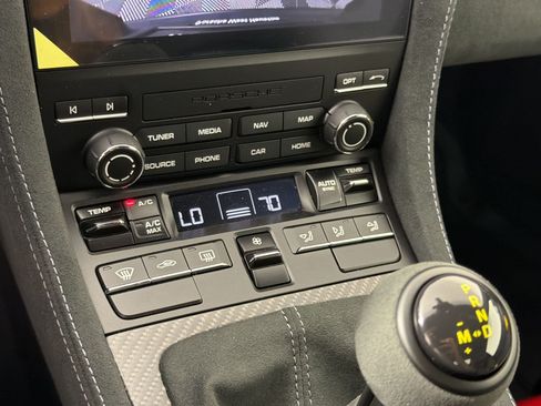 Certified 2025 Porsche 718 Boxster Spyder RS RWD image 17