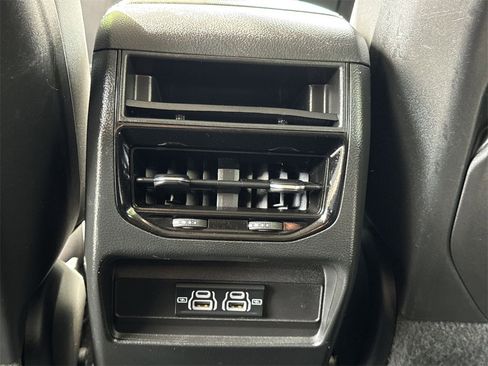 Certified 2024 Jeep Grand Cherokee Laredo image 23