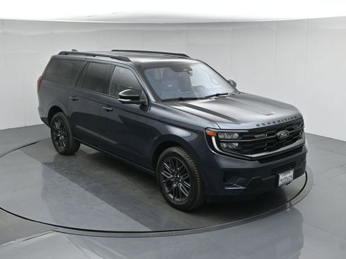 Used 2025 Ford Expedition Max Platinum w/ Stealth Performance Package image 44