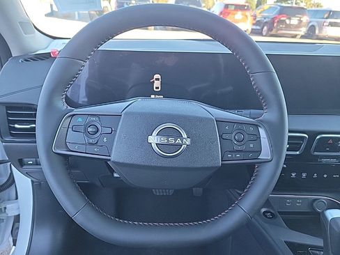 New 2026 Nissan Sentra SR w/ SR Premium Package image 21