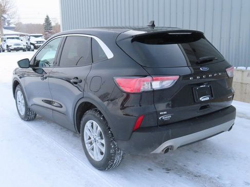 Used 2021 Ford Escape SE w/ Convenience Package image 9