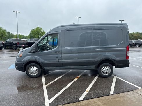 Used 2022 Ford Transit 150 Medium Roof AWD image 5