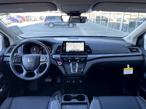New 2026 Honda Odyssey Elite image 9