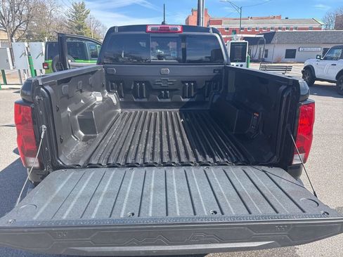 Used 2024 Chevrolet Colorado Trail Boss w/ Advanced Trailering Package image 17