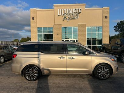 Used 2015 Kia Sedona SX Limited w/ SXL Technology Package