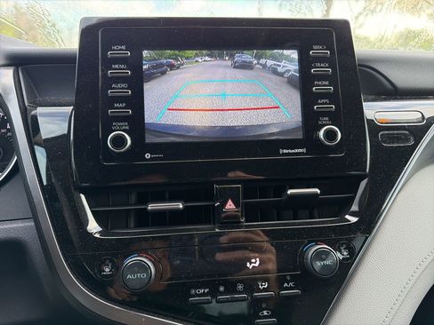 Used 2023 Toyota Camry LE image 11