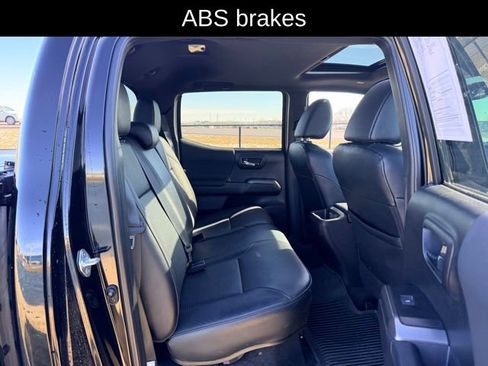 Used 2023 Toyota Tacoma TRD Sport w/ TRD Premium Sport Package image 10