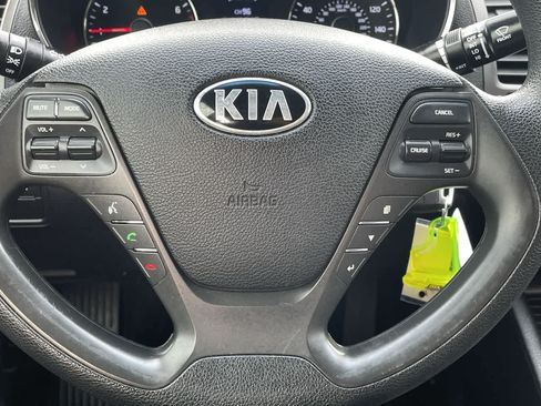 Used 2018 Kia Forte LX w/ LX Popular Package FWD image 10