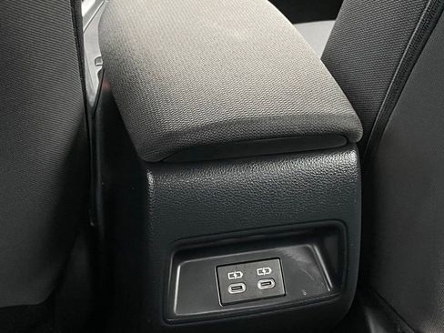 Used 2024 Toyota Corolla LE FWD image 24