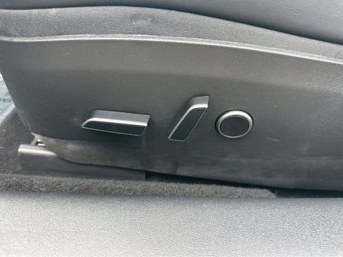 Used 2023 Tesla Model 3 Standard Range RWD image 28