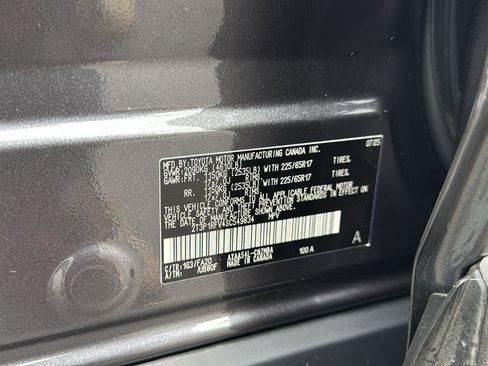 Used 2025 Toyota RAV4 XLE image 23