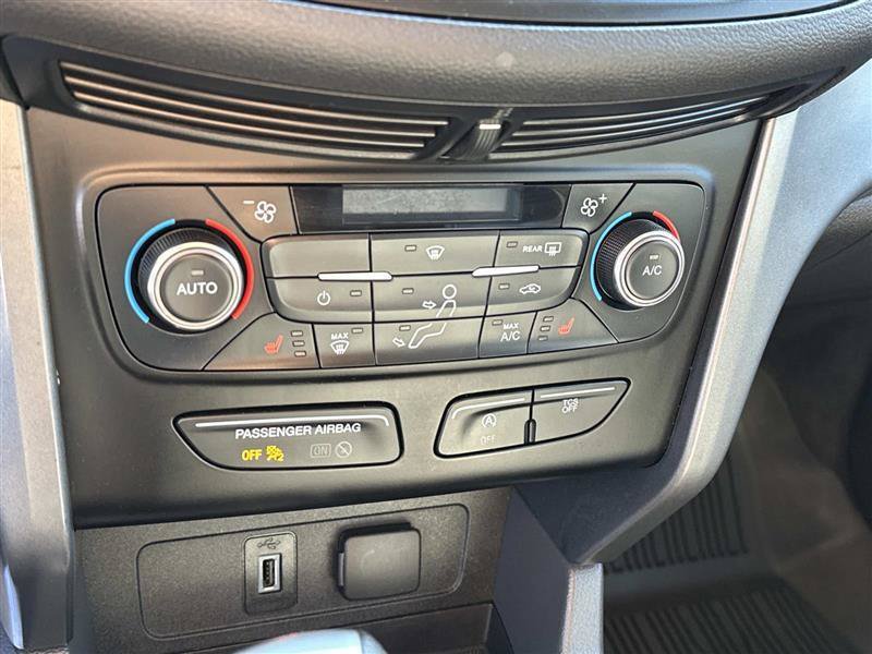 Used 2017 Ford Escape SE w/ Equipment Group 201A AWD/4WD image 19