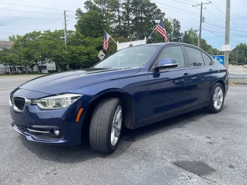 Used 2016 BMW 328i Sedan RWD image 4