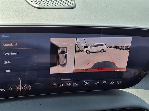 New 2026 Buick Enclave Avenir w/ Super Cruise Package FWD image 4