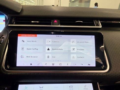 Used 2019 Land Rover Range Rover Velar S AWD/4WD image 23