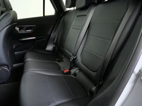 Certified 2026 Mercedes-Benz GLC 300 4MATIC image 17